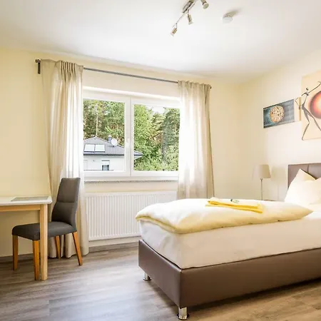Boardinghaus Modern Living Apart-hotel Rottenbach (Erlangen-Hochstadt)